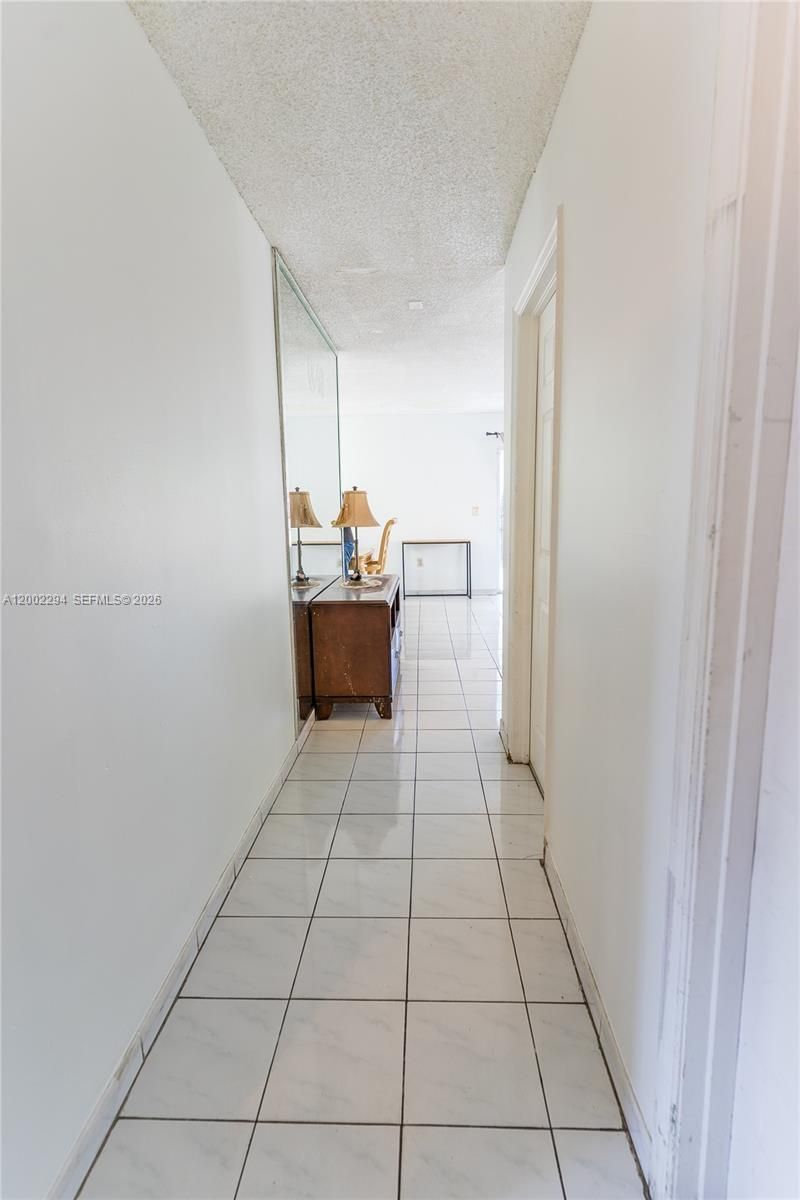 7876 NW 189th St , Hialeah, FL 33015 Photo