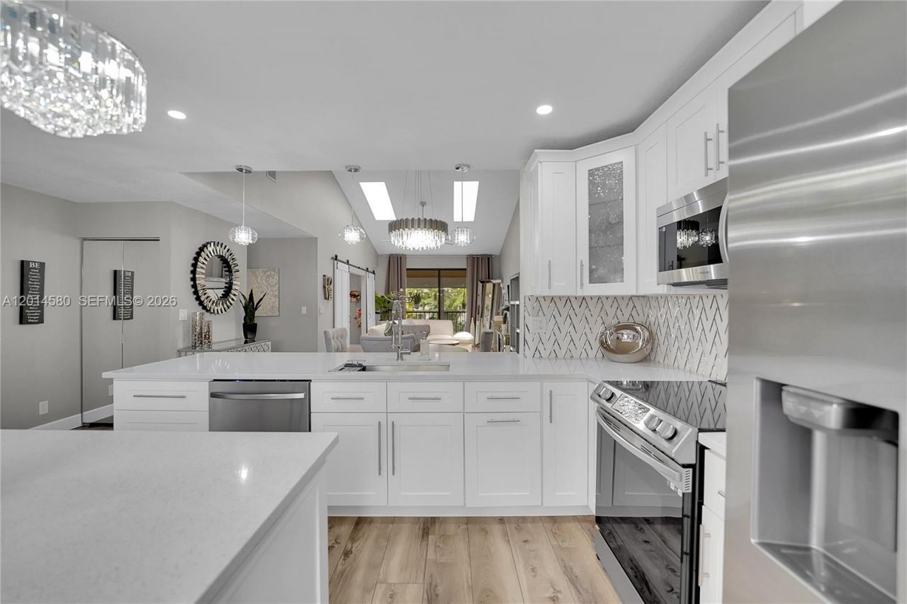 7902 La Mirada Dr, Unit 7902, Boca Raton, FL 33433 Photo