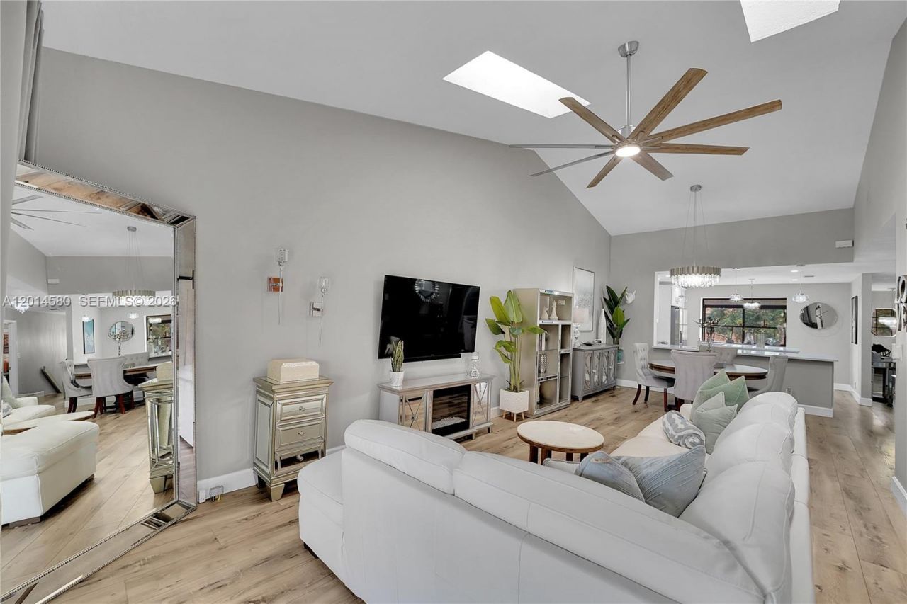 7902 La Mirada Dr, Unit 7902, Boca Raton, FL 33433 Photo