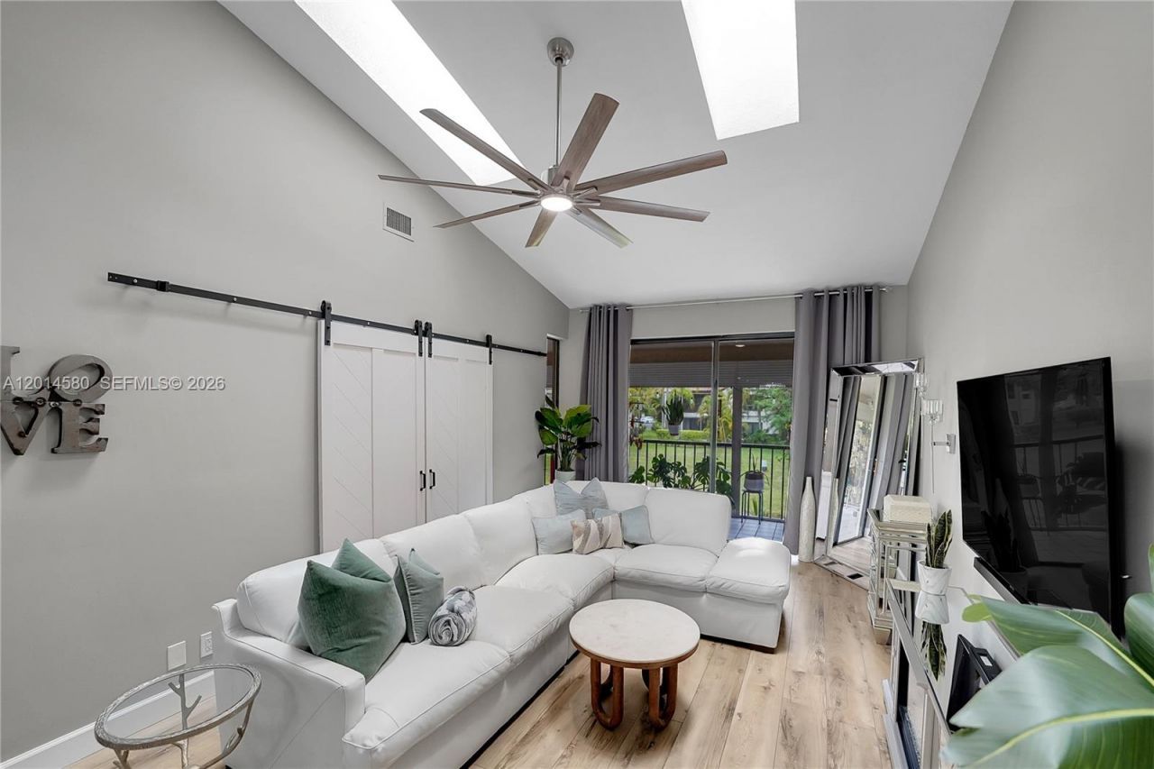 7902 La Mirada Dr, Unit 7902, Boca Raton, FL 33433 Photo