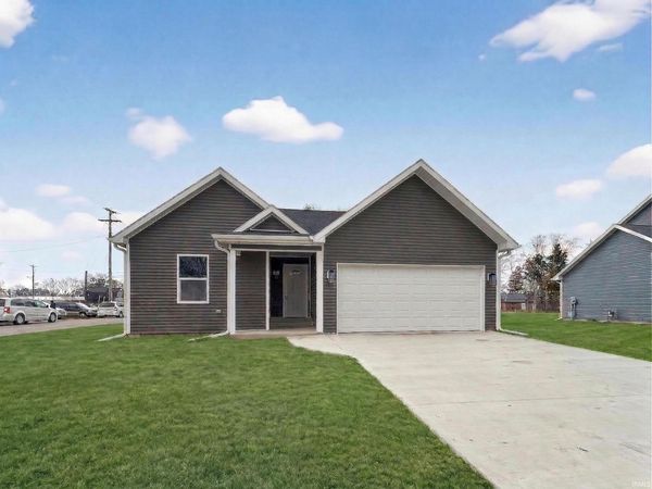 2509 Decamp Avenue, Elkhart, IN 46517
