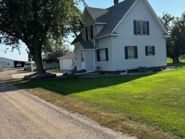 4908 9TH AVENUE SW, Watertown, SD 57201