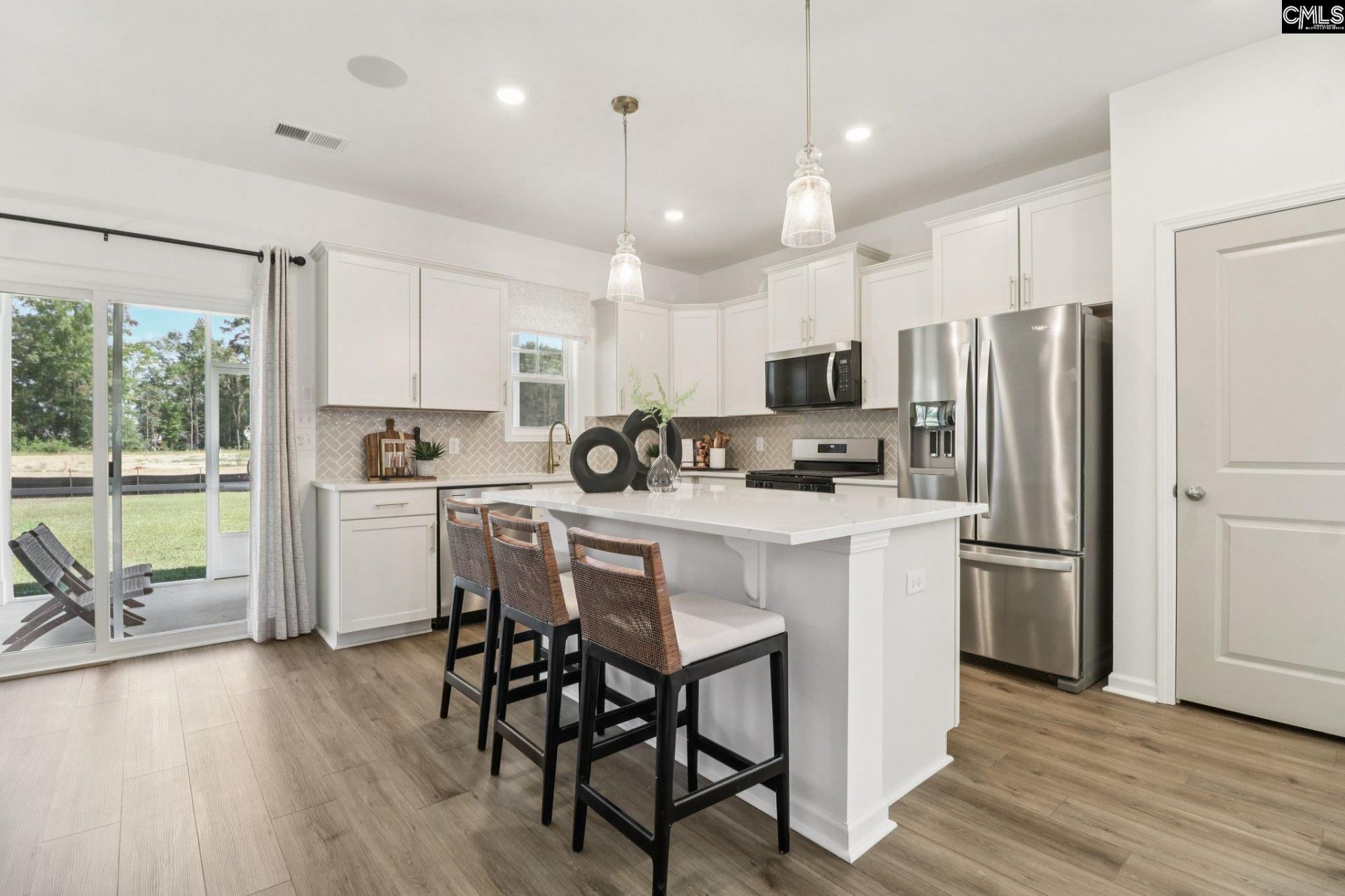 624 Griffon Drive  Photo 8