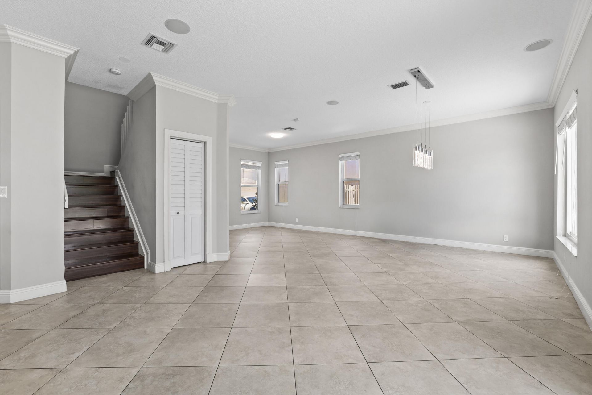 6878 NW 33rd Street, Margate, FL 33063 Photo