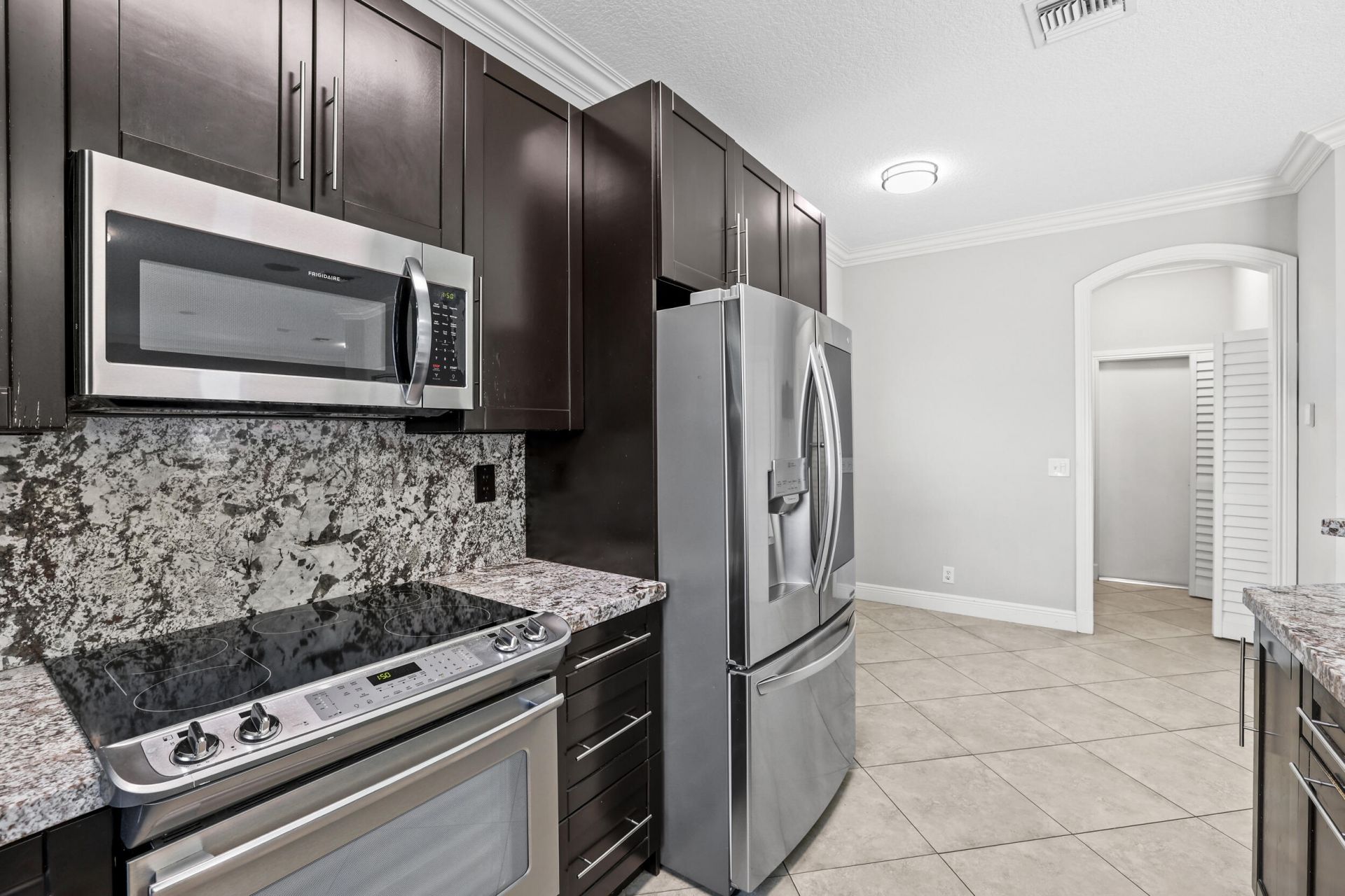 6878 NW 33rd Street, Margate, FL 33063 Photo