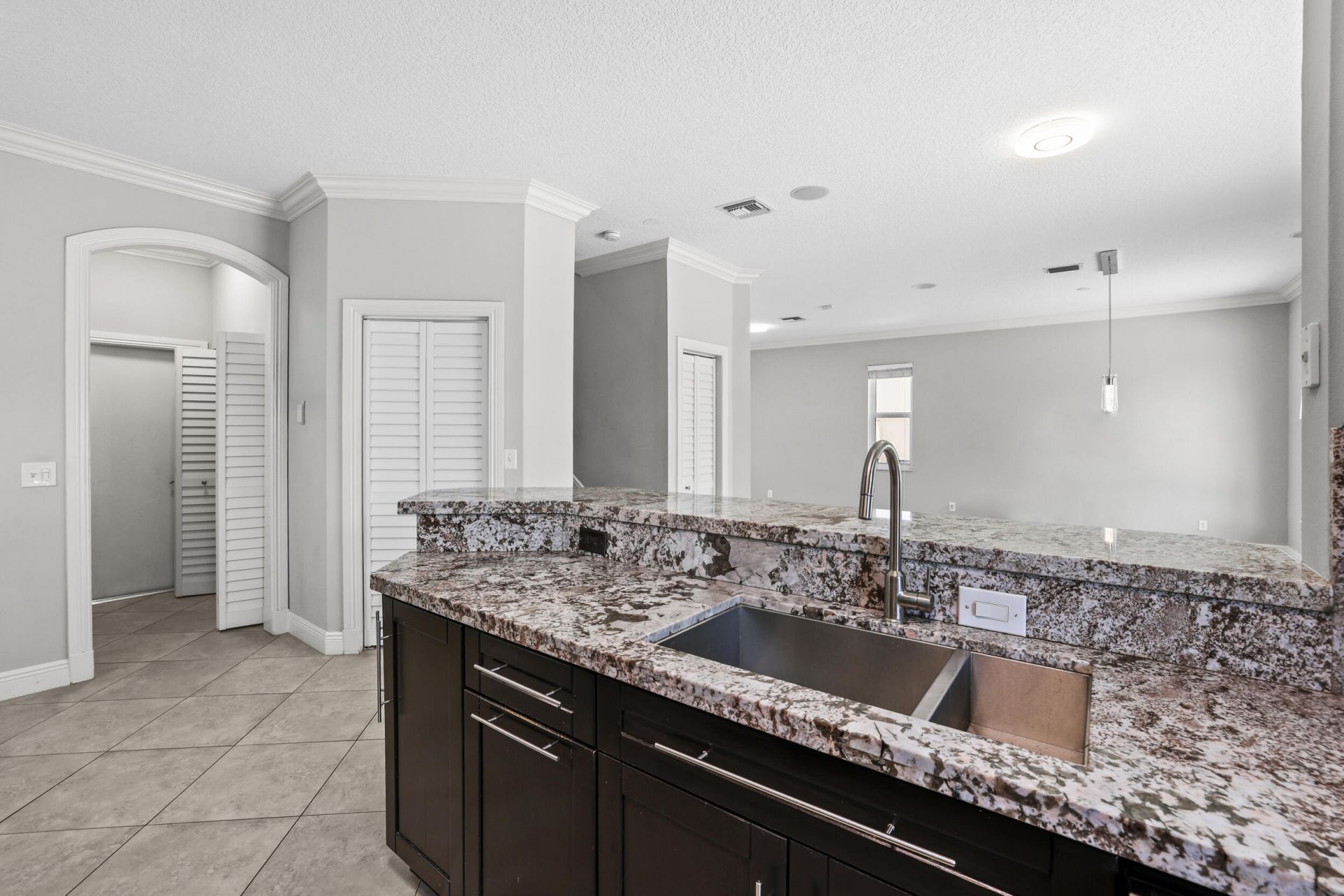 6878 NW 33rd Street, Margate, FL 33063 Photo