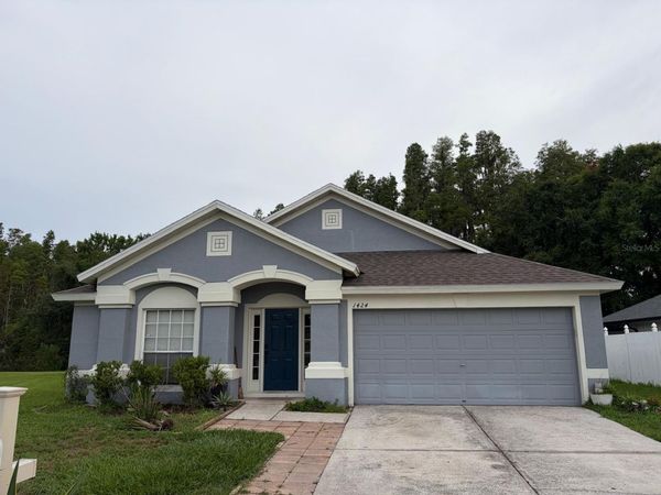 1424 WYLIE COURT, WESLEY CHAPEL, FL 33543