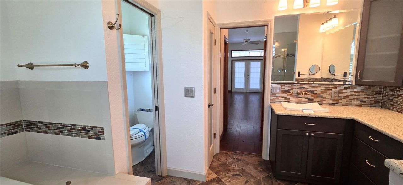 3904 Hidden Spring Place , Valrico, FL 33596 Photo
