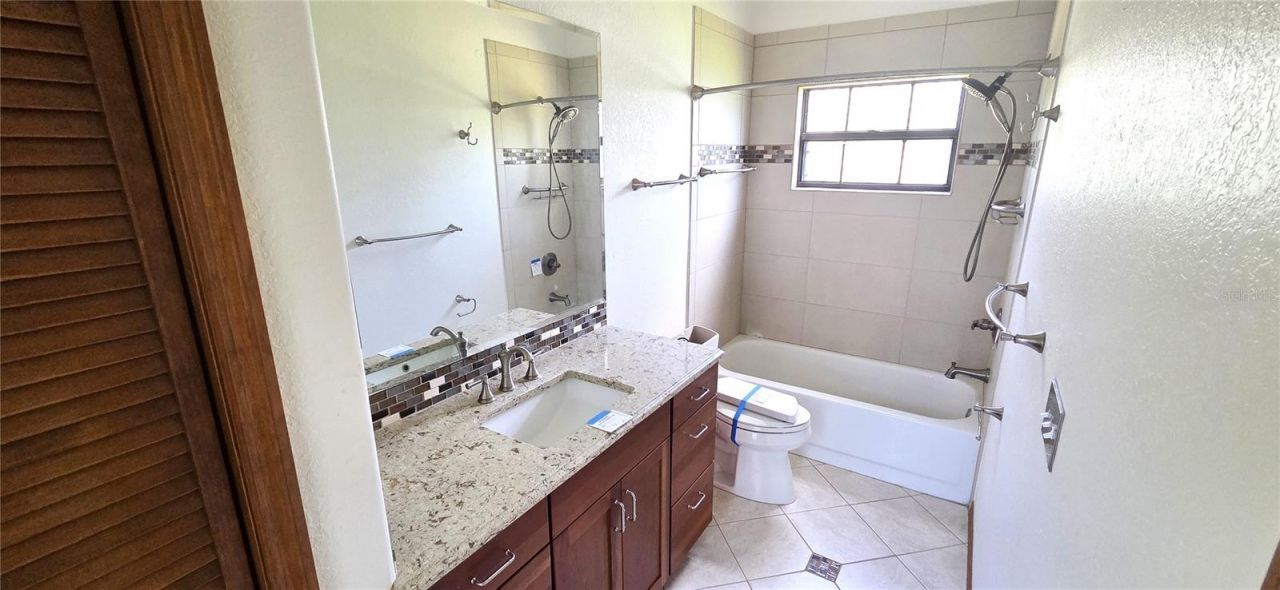 3904 Hidden Spring Place , Valrico, FL 33596 Photo