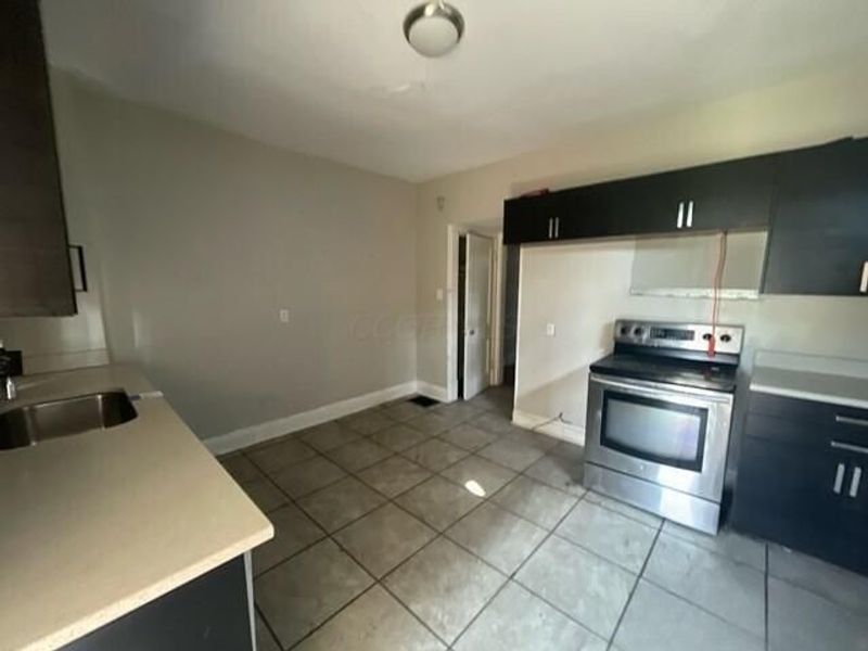 407 E 13th Avenue, Unit 405, Columbus, OH 43201 Photo 8
