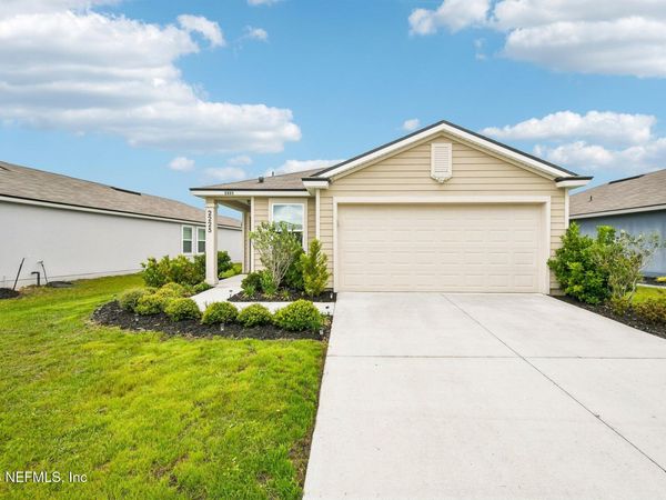 2225 WILLOW GLN Lane, Green Cove Springs, FL 32043