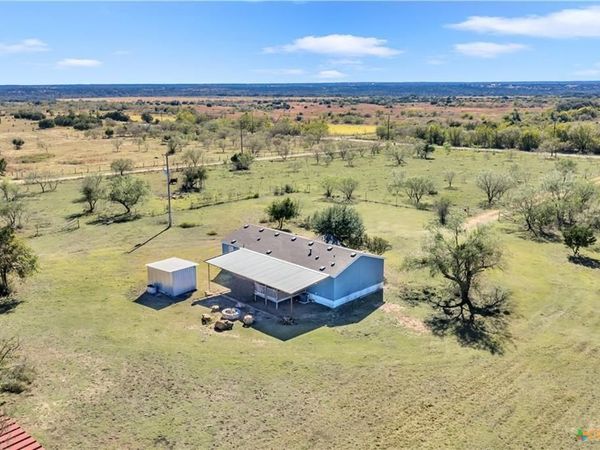 9902 County Road 210 , Bertram, TX 78605