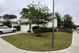 204 Tuscany Court photo 4