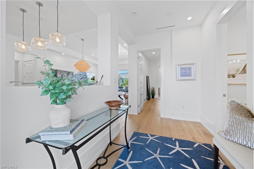201 8th St S , Unit 310, Naples, FL 34102 Photo