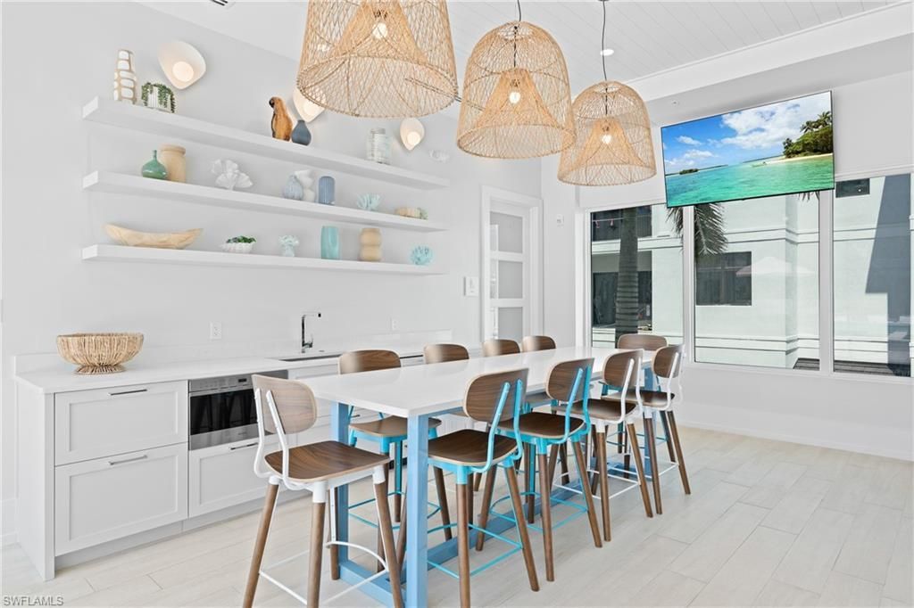 201 8th St S , Unit 310, Naples, FL 34102 Photo