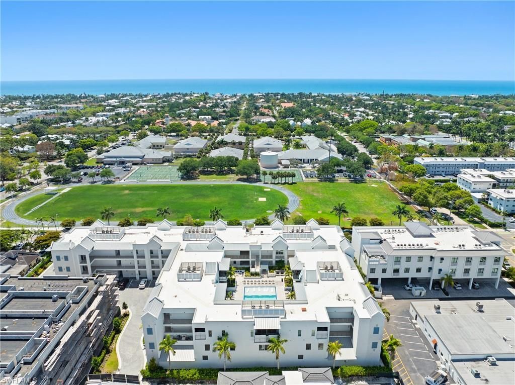 201 8th St S , Unit 310, Naples, FL 34102 Photo