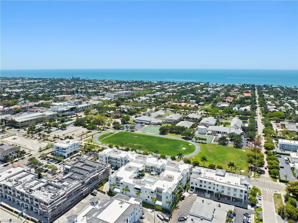 201 8th St S , Unit 310, Naples, FL 34102 Photo