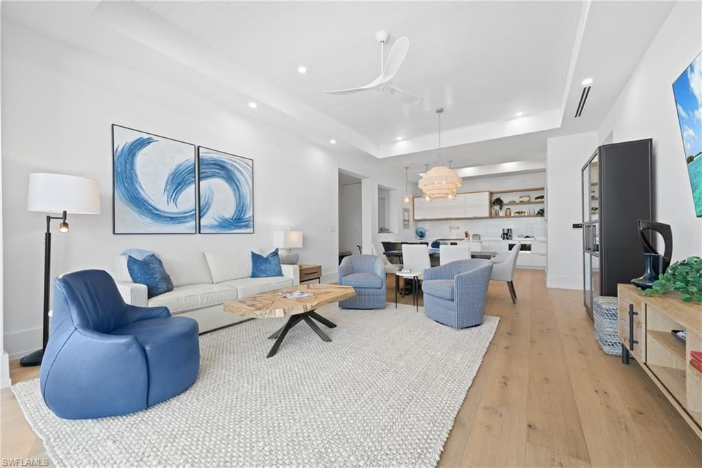 201 8th St S , Unit 310, Naples, FL 34102 Photo