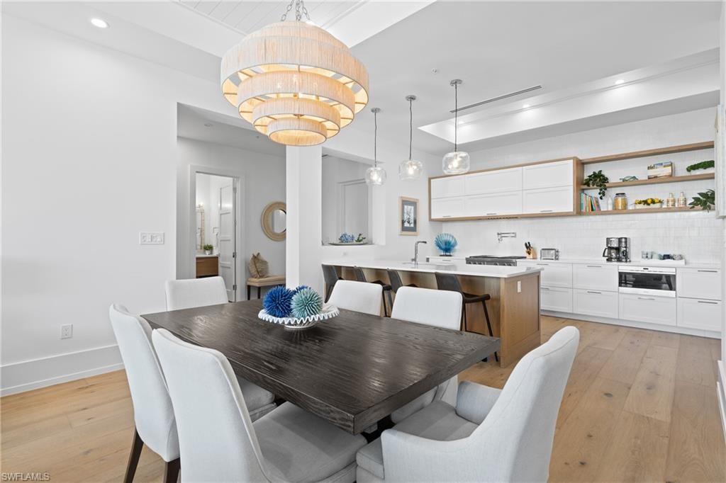 201 8th St S , Unit 310, Naples, FL 34102 Photo