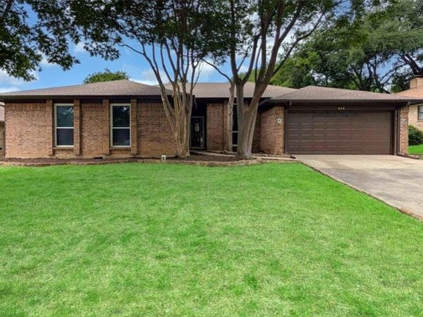 510 Evans Drive, Euless, TX 76040