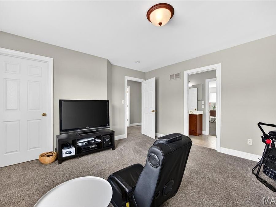 Property Image 64