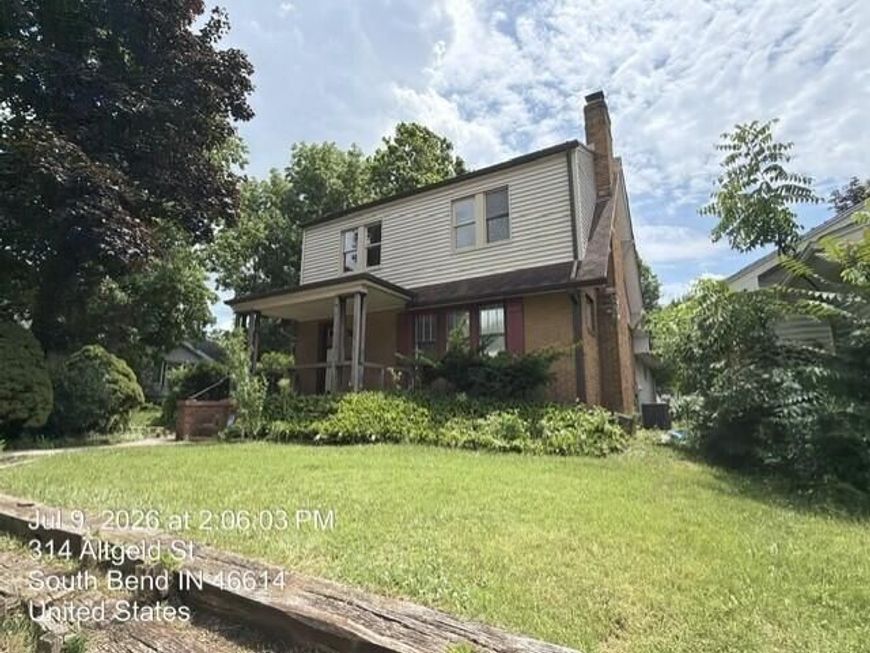 Main Photo