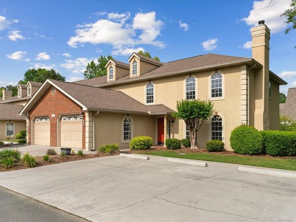 1702 White Oak Ln, Dalton, GA 30721