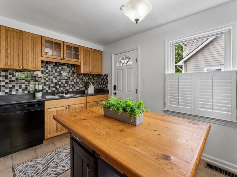 901 W 11th Avenue, Columbus, OH 43212 Photo 5