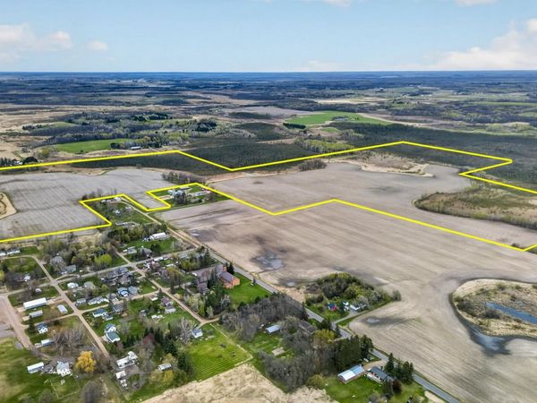 000 Blueberry Island Rd, Pine City, MN 55063