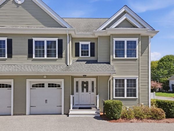 46 School Avenue, Unit 1, Waltham, MA 02453