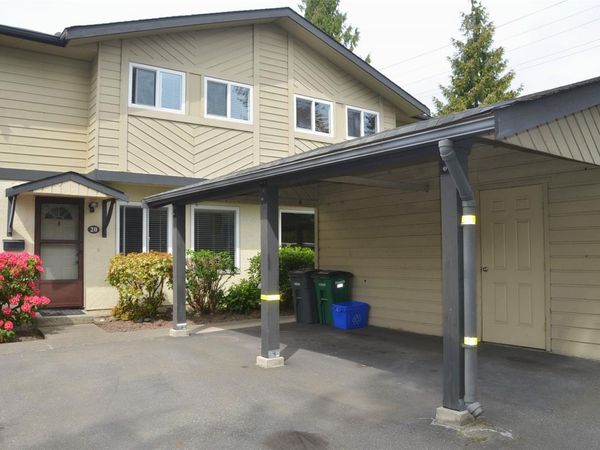 1741 McKenzie Ave, Unit #20, Saanich, BC V8N 1A6
