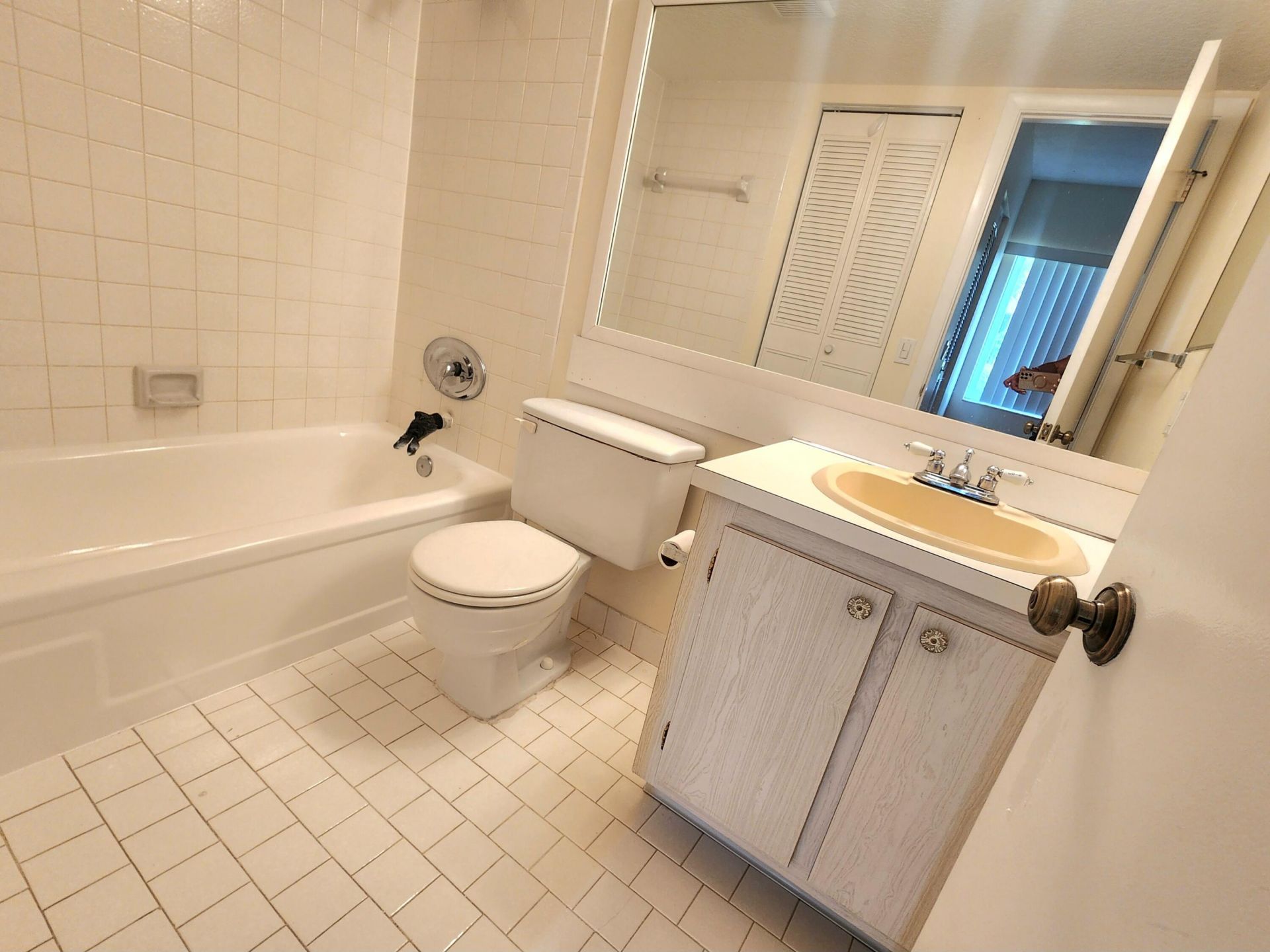 133 Lake Pine Circle, Greenacres, FL 33463 Photo