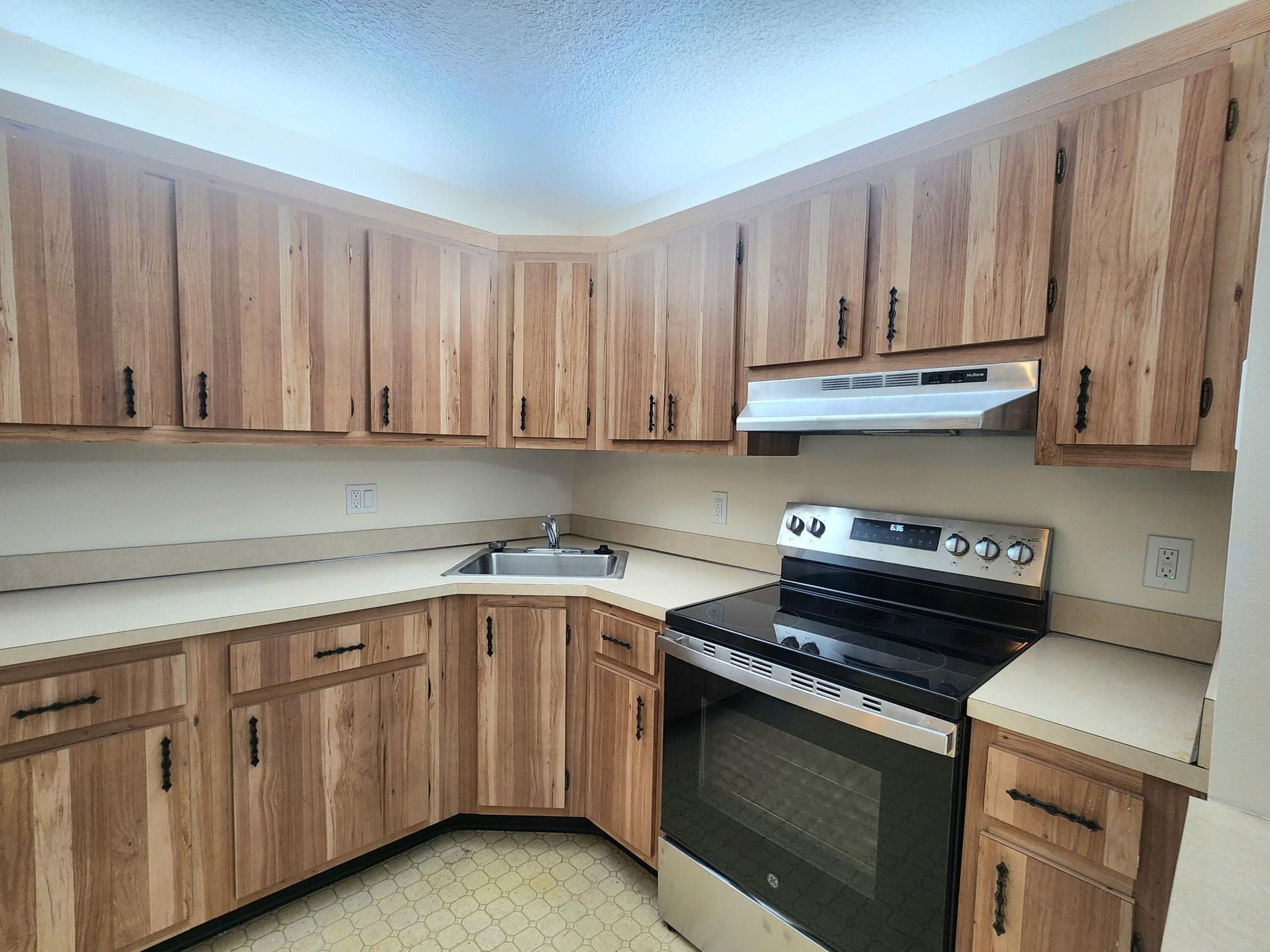 133 Lake Pine Circle, Greenacres, FL 33463 Photo