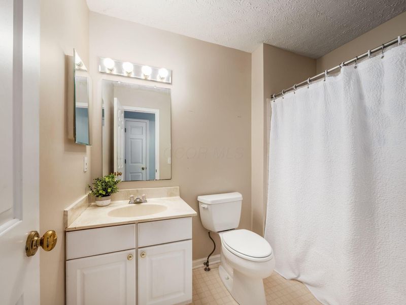 1004 Featherstone Court, Galloway, OH 43119 Photo 32
