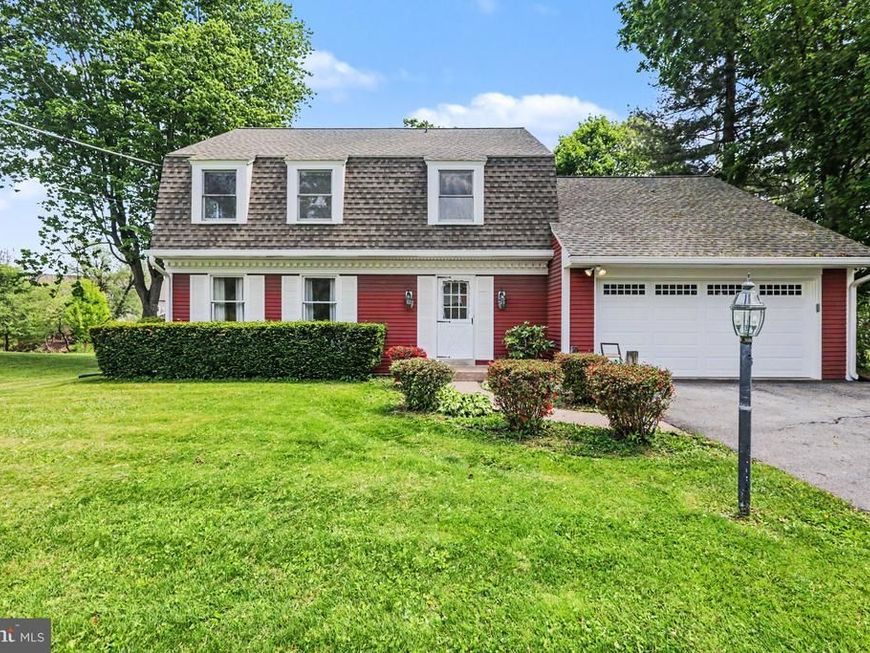 1121 Green Tree Road, Harrisburg, PA 17112 Main Photo