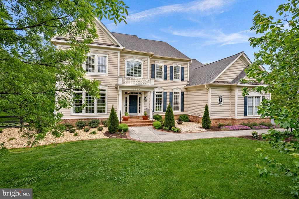17219 Westfield Place, Hamilton, VA 20158 Main Photo