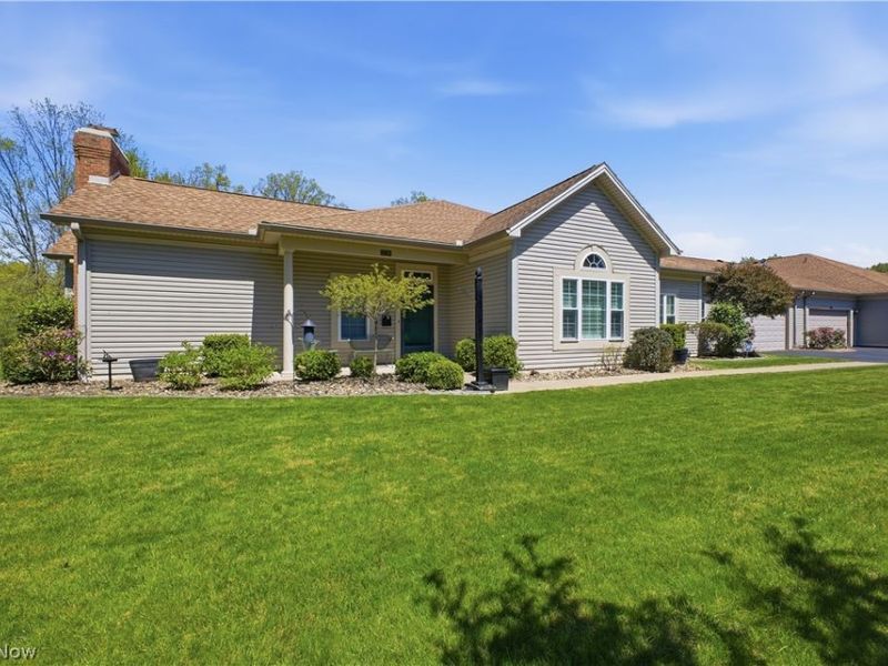 27 D Hunters Woods Drive, Canfield, OH 44406 Photo 1