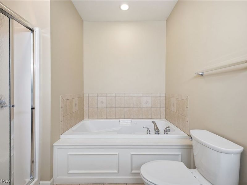 27 D Hunters Woods Drive, Canfield, OH 44406 Photo 18