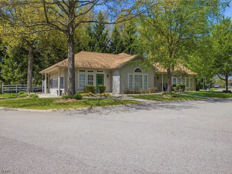 27 D Hunters Woods Drive, Canfield, OH 44406 Photo 30
