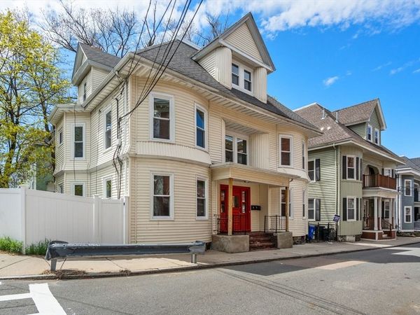 10 Royal St, Boston, MA 02134