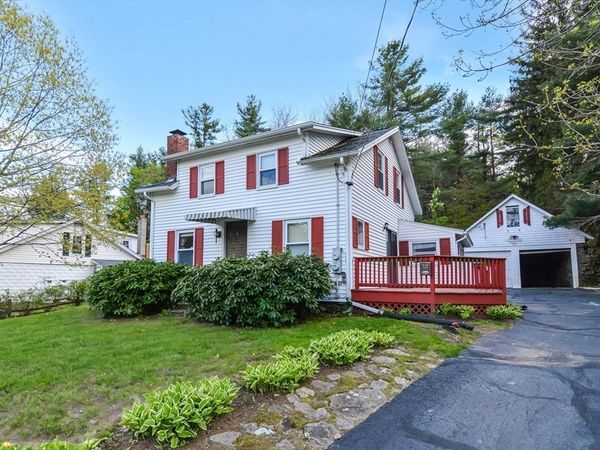 727 Pleasant St, Paxton, MA 01612