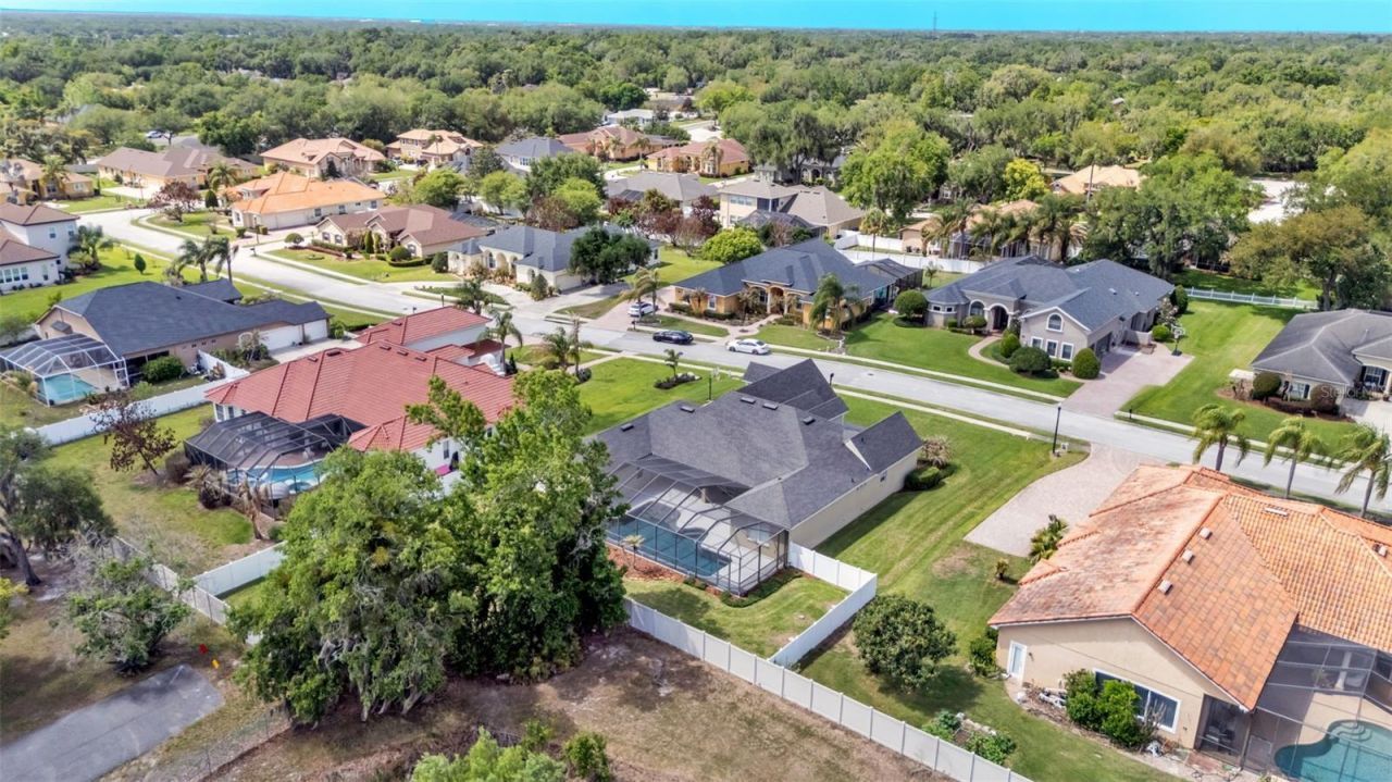 143 Shannon Oaks Drive, Lakeland, FL 33813 Photo