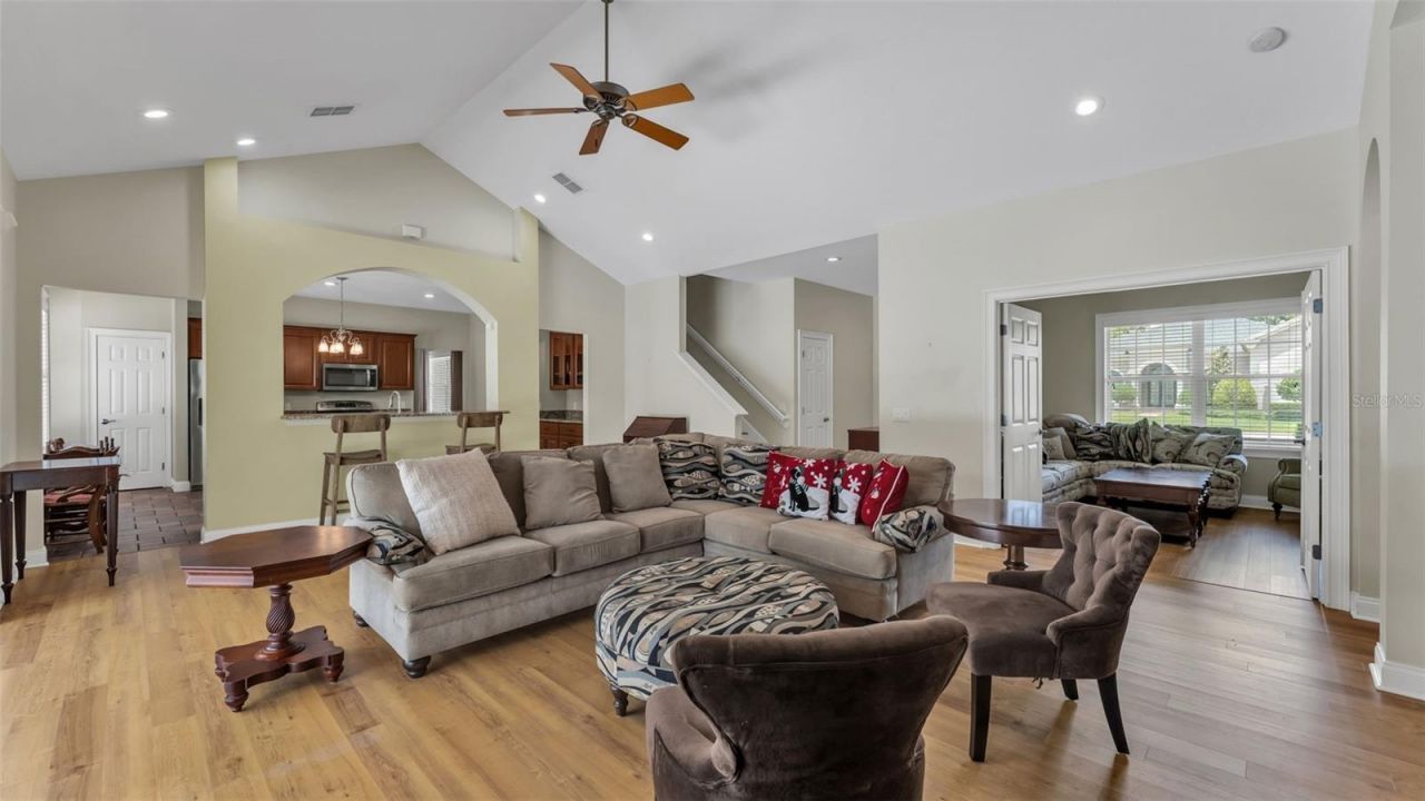 143 Shannon Oaks Drive, Lakeland, FL 33813 Photo