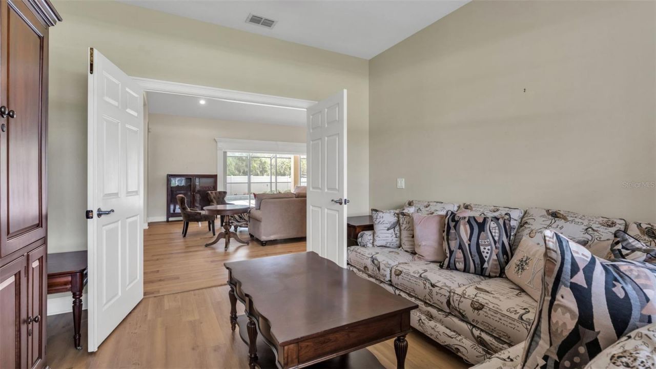 143 Shannon Oaks Drive, Lakeland, FL 33813 Photo