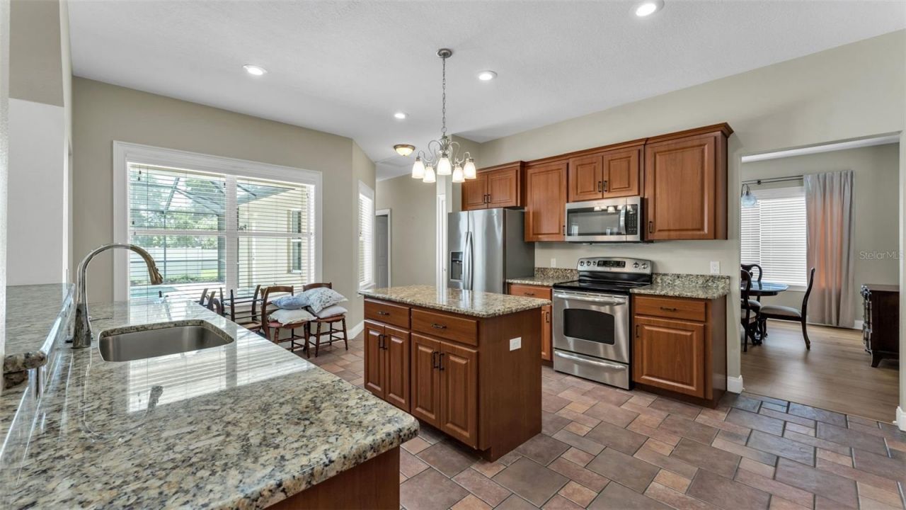143 Shannon Oaks Drive, Lakeland, FL 33813 Photo