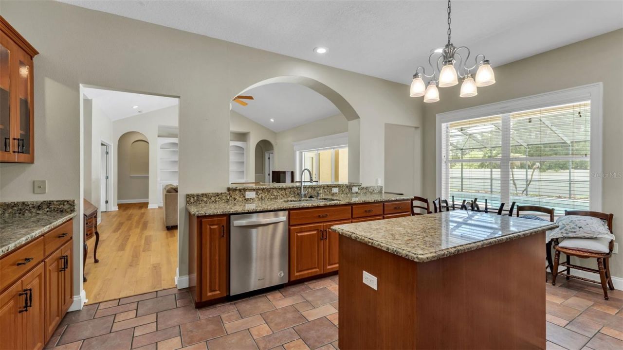 143 Shannon Oaks Drive, Lakeland, FL 33813 Photo