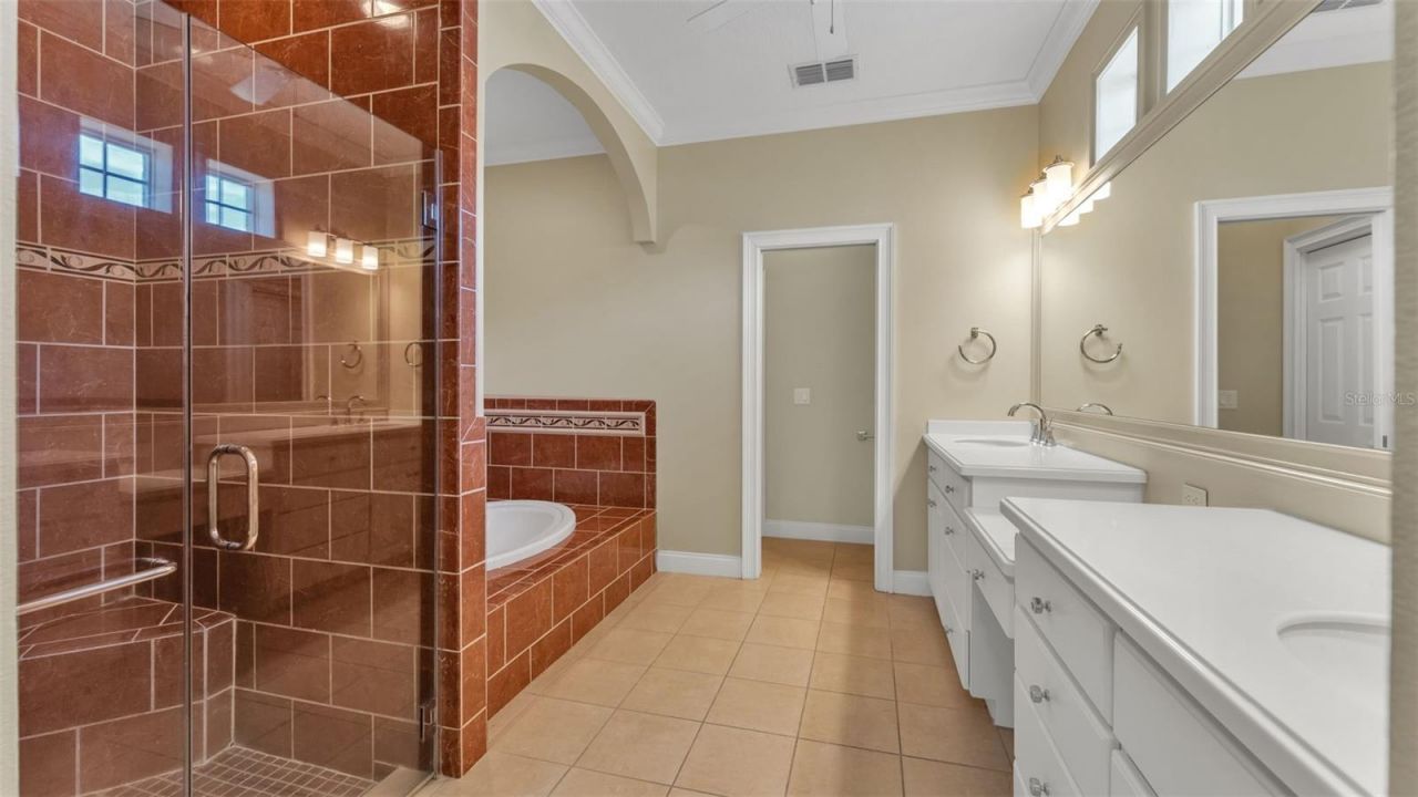 143 Shannon Oaks Drive, Lakeland, FL 33813 Photo