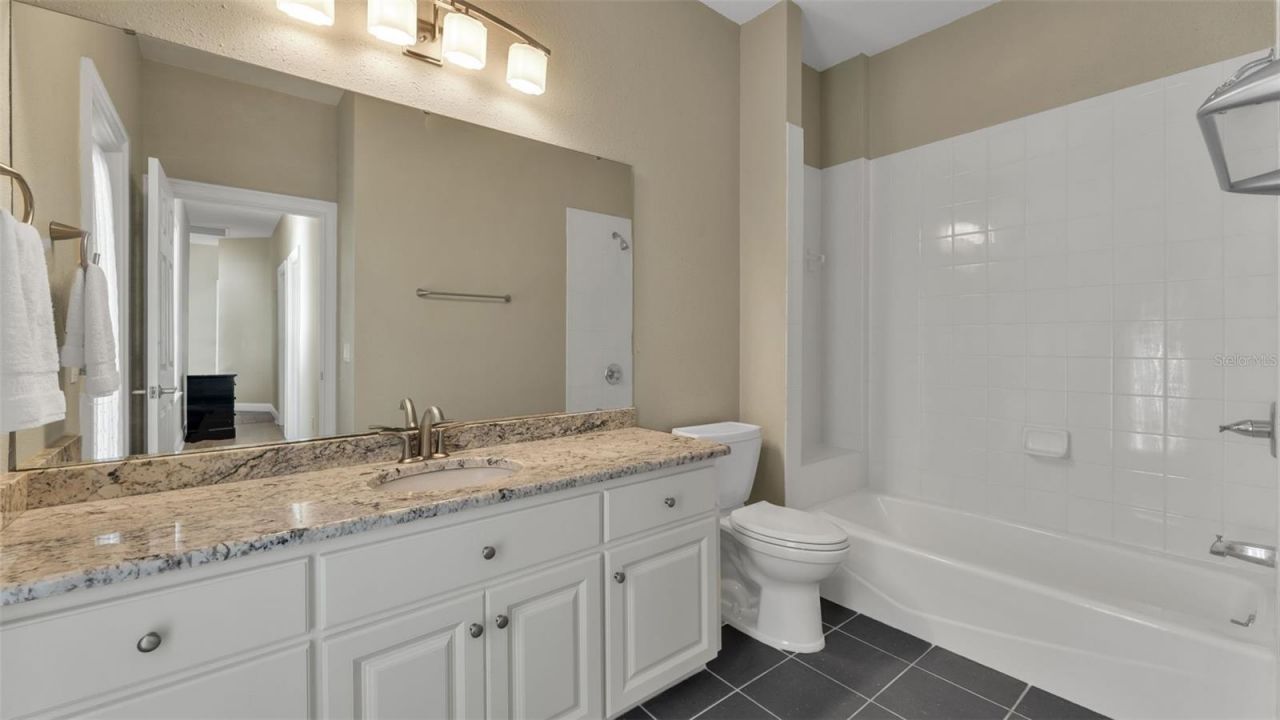 143 Shannon Oaks Drive, Lakeland, FL 33813 Photo