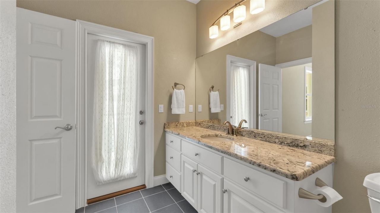 143 Shannon Oaks Drive, Lakeland, FL 33813 Photo