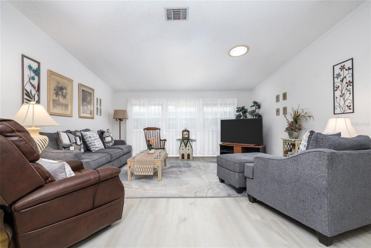501 Topside Circle, Edgewater, FL 32141 Photo